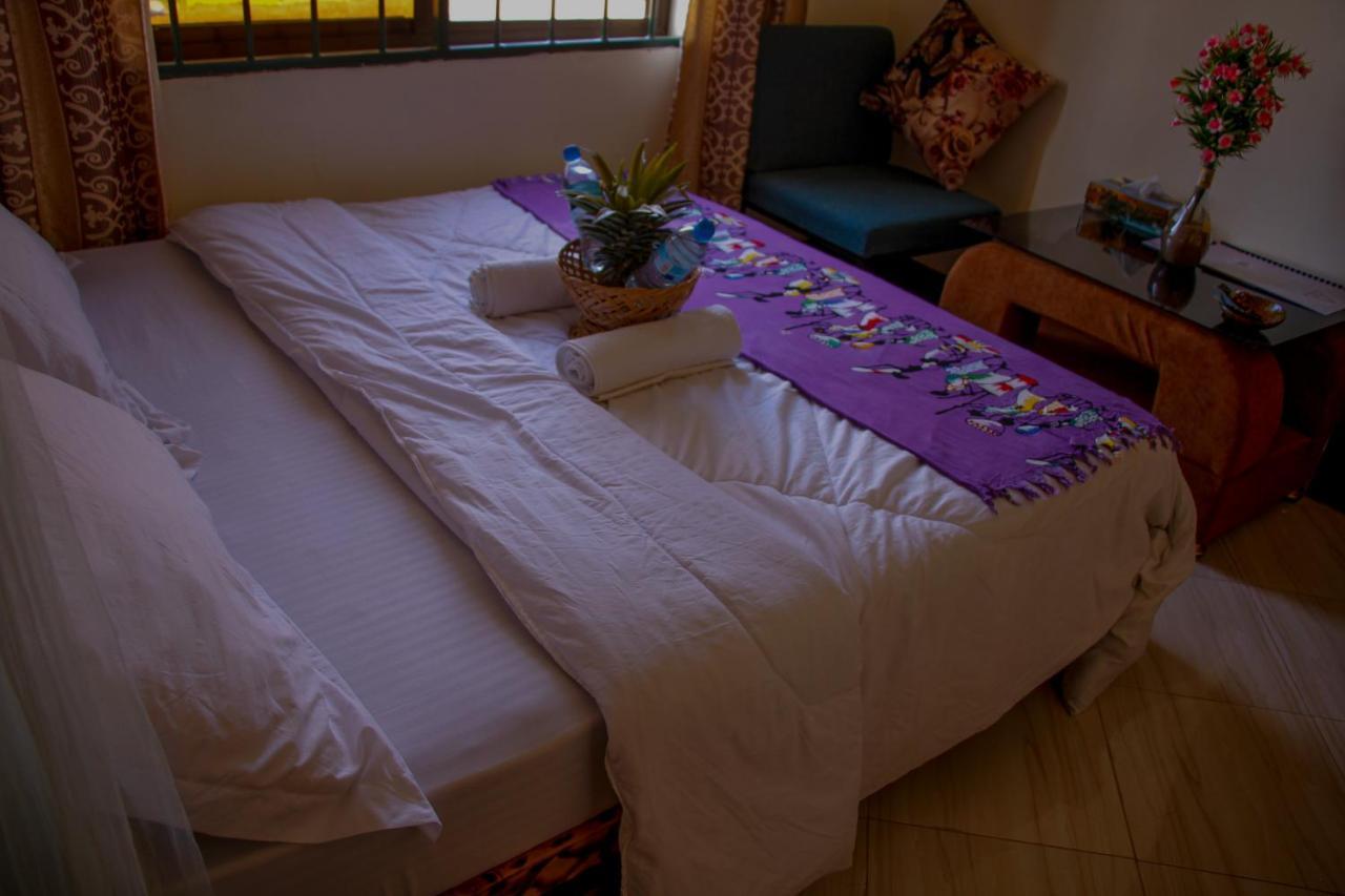 Home Villa アルーシャ エクステリア 写真
