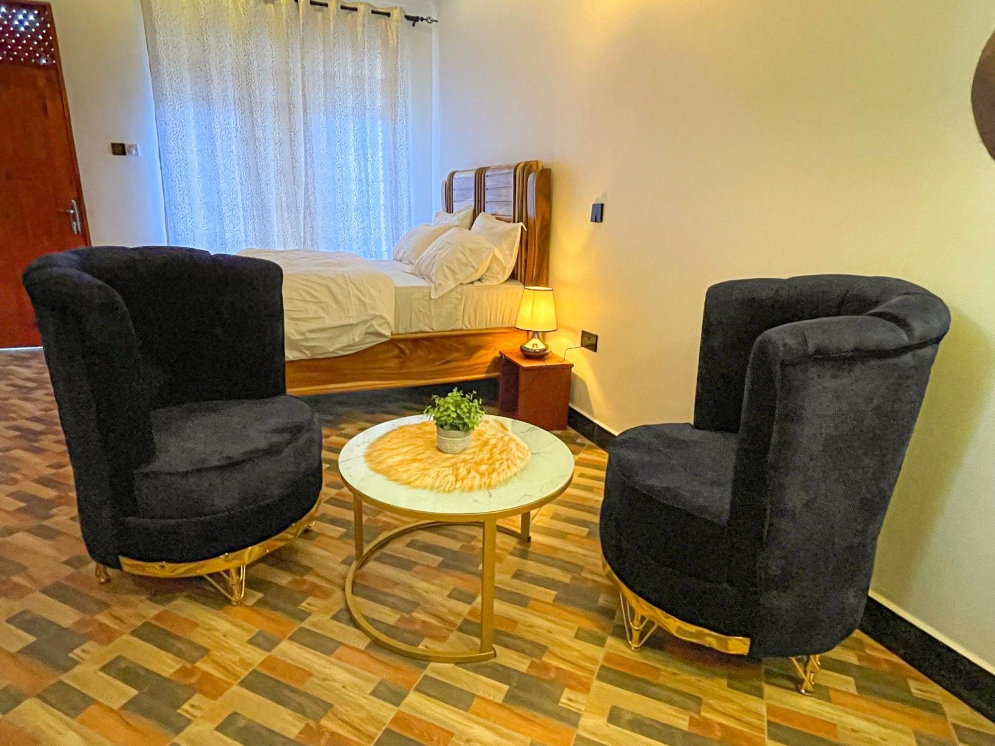 Home Villa アルーシャ エクステリア 写真